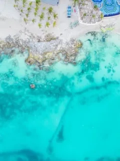 Mexico's Tourism Sector Sees 15% Growth: Where Are Americans Traveling? - Cover Image